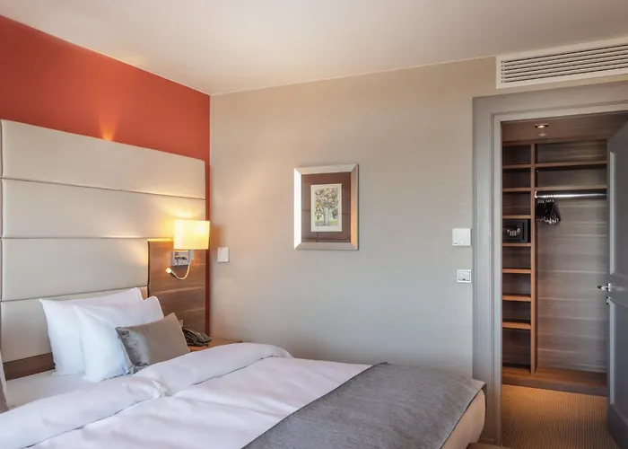 Crowne Plaza Frankfurt Congress By Ihg Отель